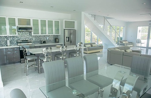 Long Bay Villa | Marvellous 3 Bedrooms Villa with Private Swimming Pool