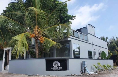 Maalhos House | Moonshell Residence
