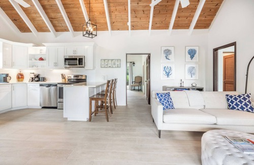 Venetian Road Settlement Cottage | Ocean View Cottage Private Pool & Peaceful Retreat
