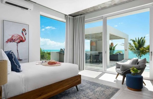 Leeward Settlement Villa | Oceanfront Villa with Private Pool & Spectacular