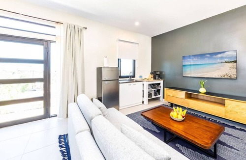 Long Bay Apartment | Onyx@Long Bay Retreat-Luxury Stay near Grace Bay