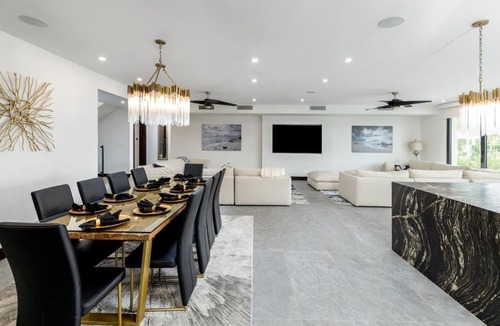 Leeward Settlement Apartment | Pestica Villa Private Pool