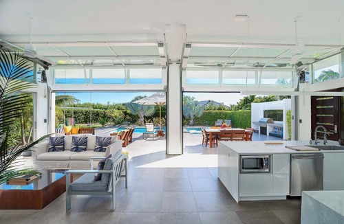 Long Bay Hills Villa | Premier Seaside Villa with Pool at White Villas (7