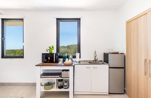 Long Bay Apartment | Solara - Ocean I Pool View | Near Grace Bay