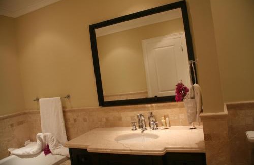 Leeward Settlement Resort | The Atrium Resort