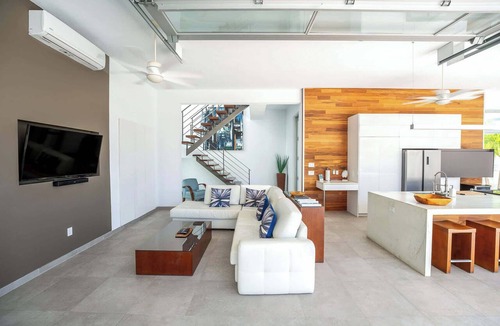 Long Bay Villa | Top-Rated Seaside Villa with Pool - White Villas