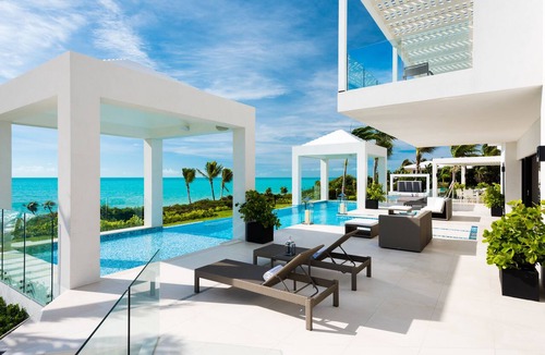 Long Bay Hills Villa | Triton Villa - Fully Staffed Luxury Beachfront Property