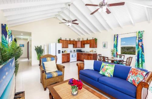 Ocean Point House | Tropical Jungle Oasis with Lagoon Views, Good WiFi