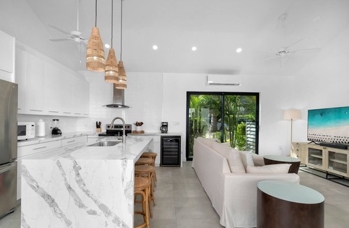 Grace Bay West Villa | Turquoise Coral Villa 2 BDR