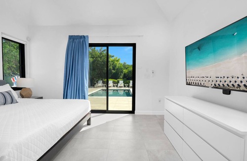 Grace Bay West Villa | Turquoise Coral Villa 2 BDR
