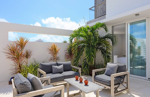 Leeward Settlement Villa | Unparalleled 21: Luxury Villa w/Pool & Golf Cart