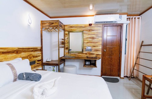 Dhiffushi House | VelaaVani - Turtle Hive Dhiffushi