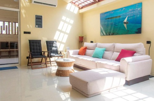 Raa Atoll Apartment | Velifaru Rest