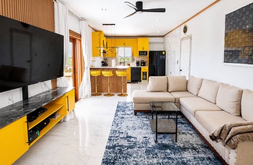Discovery Bay Apartment | Villa Camila is a stylish, modern one-bedroom apartment, centrally located.