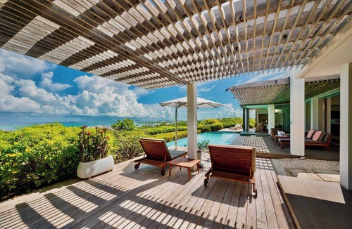 Blue Mountain Villa | Villa Cosmo · Award-Winning · Luxury · Concierge