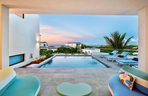 Blue Mountain Villa | Villa Jupiter · Award-Winning · Pool · Concierge