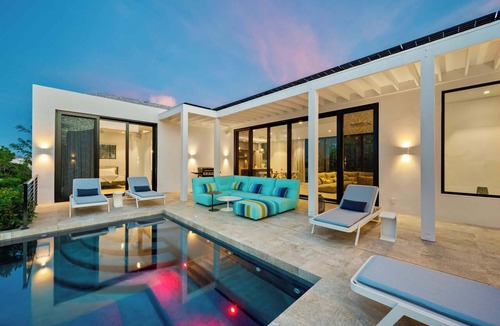 Blue Mountain Villa | Villa Luna · Award-Winning · Pool · Concierge