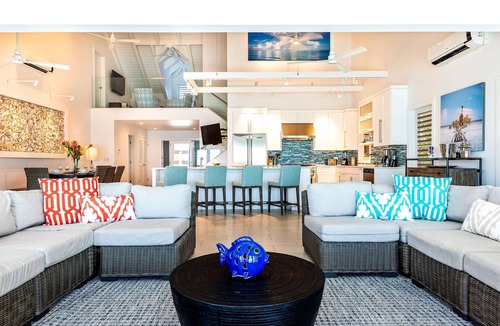Ocean Point Villa | Villa Moonshadow - Private 5 bedroom, waterfront villa - 3 minutes to the beach.