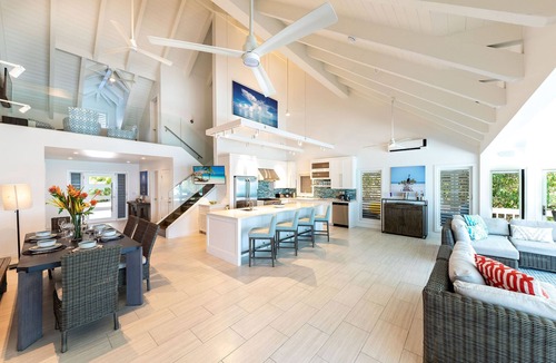 Ocean Point Villa | Villa Moonshadow - Private 5 bedroom, waterfront villa - 3 minutes to the beach.