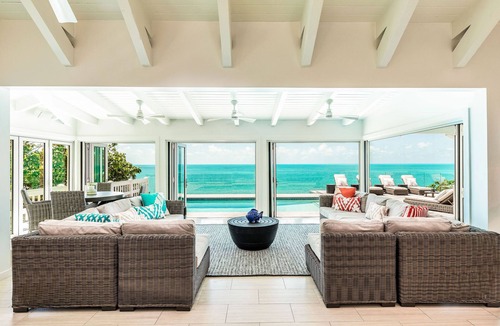 Ocean Point Villa | Villa Moonshadow - Private 5 bedroom, waterfront villa - 3 minutes to the beach.