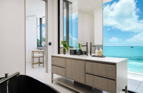 Long Bay Hills Villa | Villa Paradisa