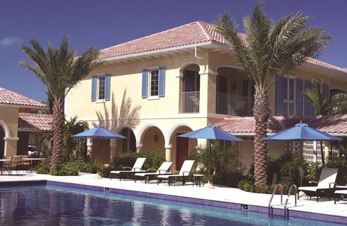 Grace Bay Condo | Villa Renaissance 502: First Floor Deluxe 2 Bed, Pool/Garden View-sleeps 4-5
