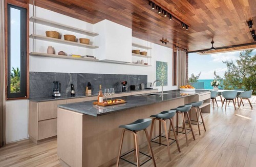 Long Bay Villa | Villa Umi 4 Br