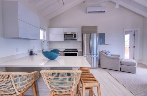 Long Bay Hills House | Vision Kite - Longbay Beach House