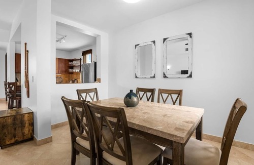 Leeward Settlement House | Walk To Beach, Grace Bay, W/Large Pool! (#2,3,4)