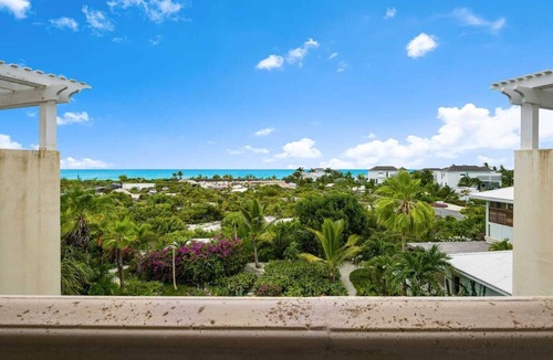 Leeward Settlement House | Walk To Beach, Grace Bay, W/Large Pool! (#2,3,4)