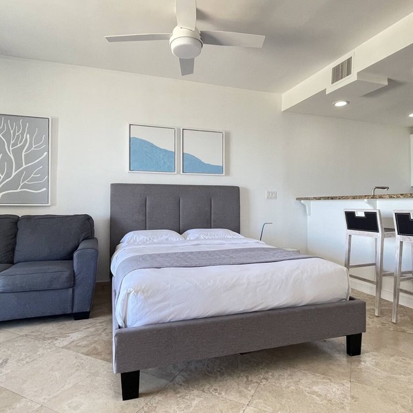 AquaBLU Ocean View Studio