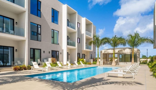 25% Off September Pool, Grace Bay, Ocean View Z102 in Grace Bay