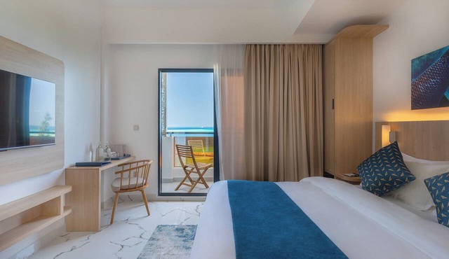 Arrival Beach and Spa at Gulhi in Gulhi