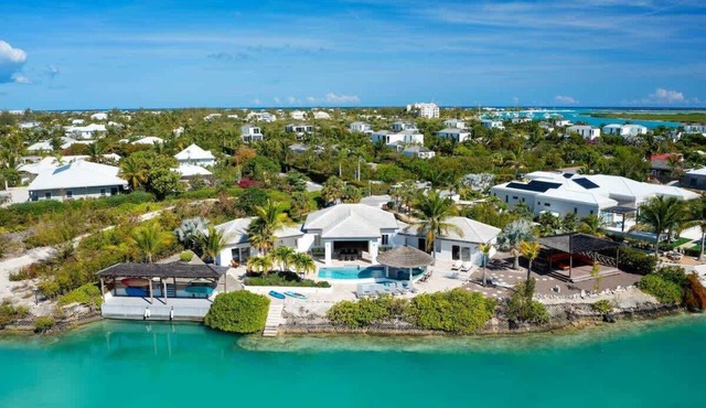 Canalfront Leeward Villa w/Pool & Dock Access in Leeward