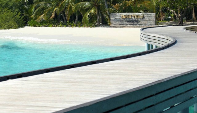 Dusit Thani Maldives in Mudhdhoo