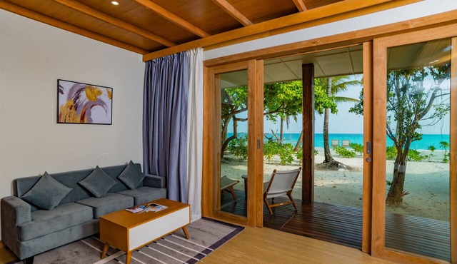 Fiyavalhu Resort Maldives in Mandhoo