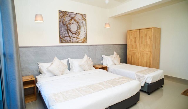 Hotel with double room, famous Excursion and Destination Experiences in Himmafushi