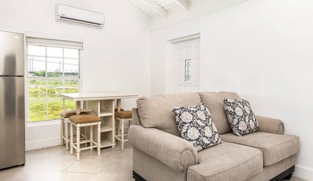 Lagoon-View Home Near Beach & Water Sports in Bottle Creek