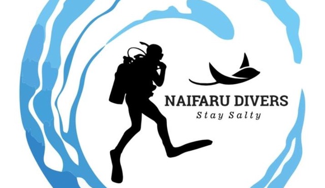 Naifaru divers in Naifaru