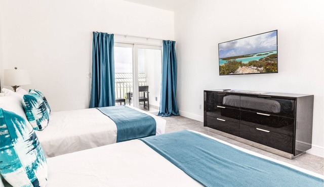 Ocean Breeze Resort in Whitby