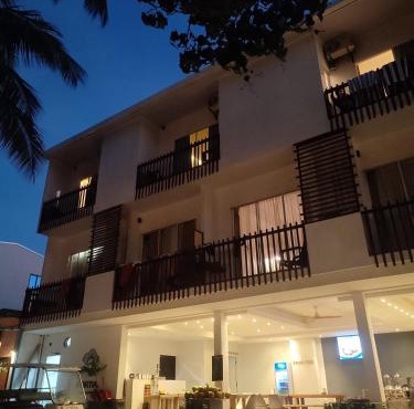 Portia Hotel & Spa - Beachfront in Dhiffushi