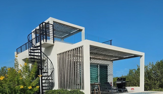 Private Pool Villa | Walk to Sapodilla Bay | Stunning Chalk Sound Views in Providenciales
