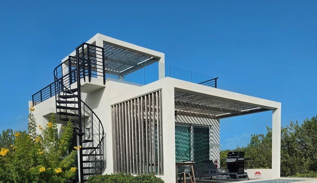 Private Pool Villa | Walk to Sapodilla Bay | Stunning Chalk Sound Views in Providenciales