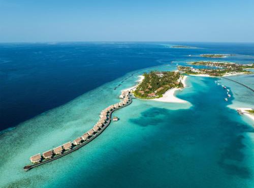 SAii Lagoon Maldives, Curio Collection By Hilton in Malé