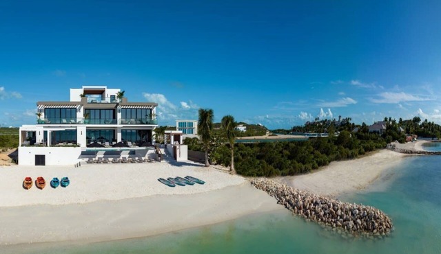 Solara 7BR in Long Bay Hills