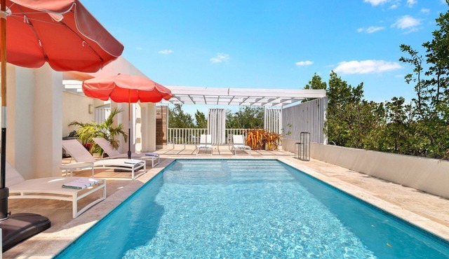 Turkcation Spacious 4 bedroom villa minutes from Long Bay Beach Providenciales