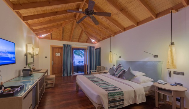 Vilamendhoo Maldives Resort Island in Vilamendhoo Island