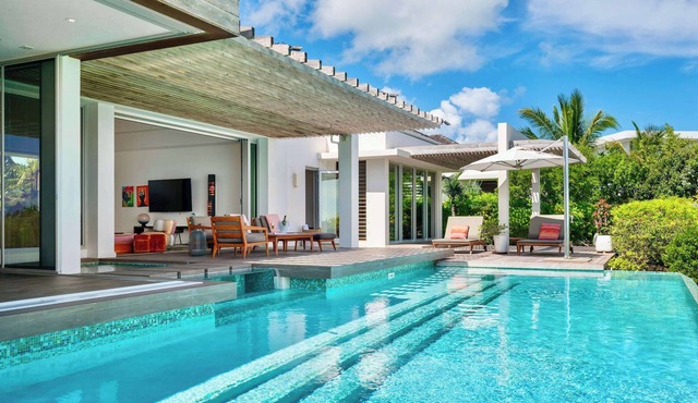 Villa Cosmo · Award-Winning · Luxury · Concierge in Providenciales