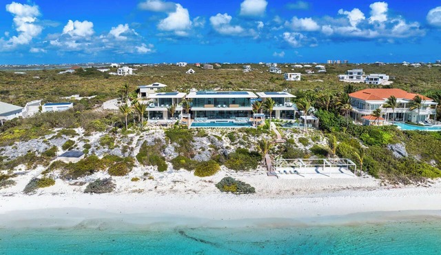 Villa Paradisa in Long Bay Hills