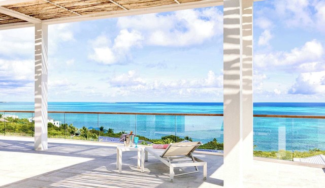 Villa Skyline · Award-Winning · Luxury · Concierge in Providenciales